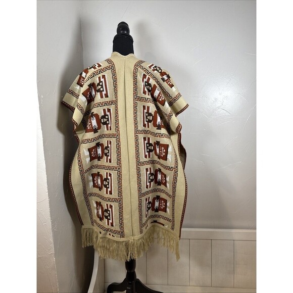 Southwest Aztec Poncho Kimono With Tie Closure Fringe Hem - Picture 6 of 14